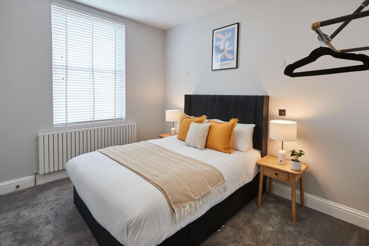 Host & Stay - Parkside Villa ฮาร์โรเกต ภายนอก รูปภาพ